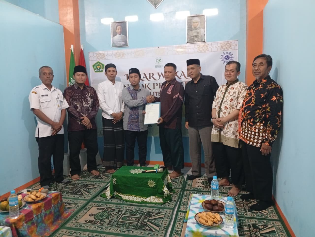 Ikrar Wakaf untuk Pondok Pesantren Mujahidin Kalitengah Gombong