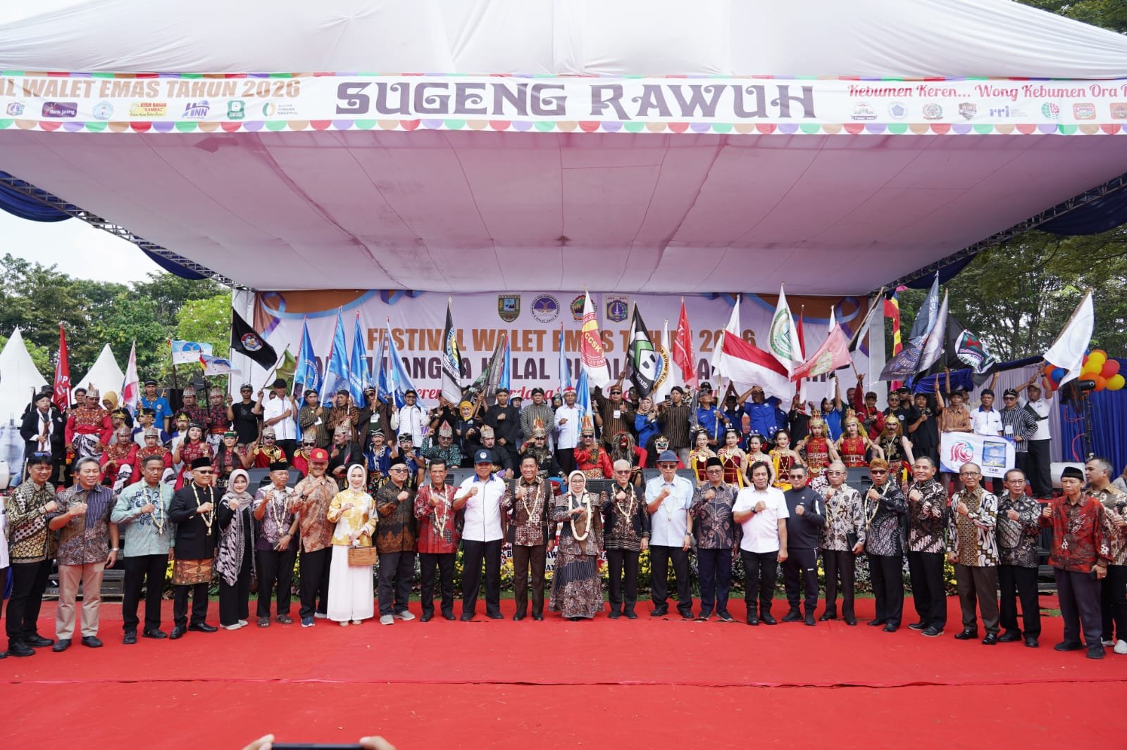 Meriahnya Festival Walet Emas di TMII: Dari Pentas Ebleg Hingga Doorprize Motor dari Bupati Lilis