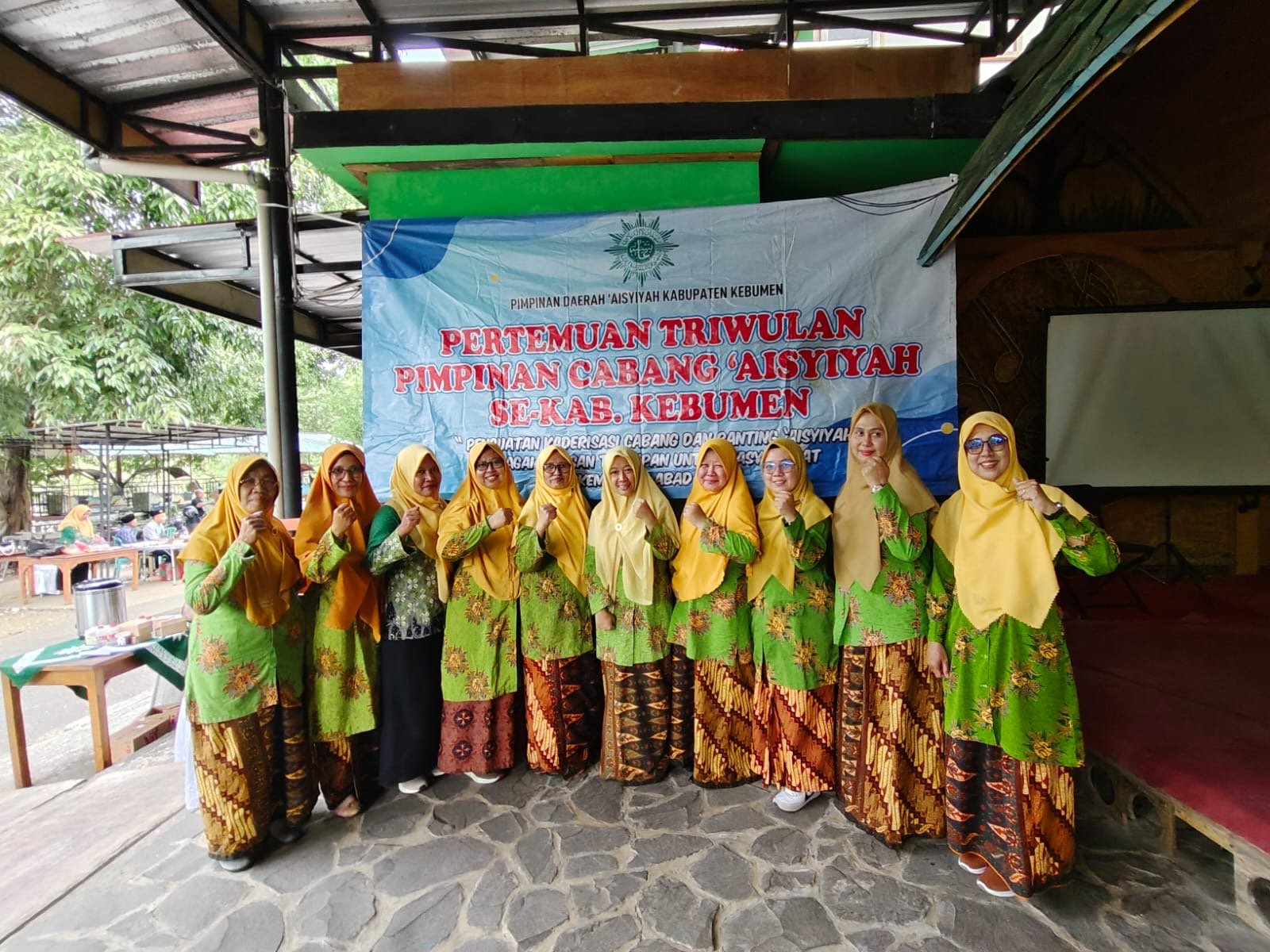 PERKUAT SINERGI DAKWAH PDA KEBUMEN ADAKAN PERTEMUAN TRIWULAN DI JEMBANGAN WISATA ALAM